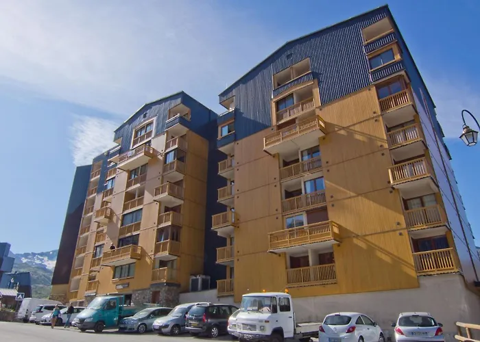 Cime De Caron 2701 By Interhome Appartement