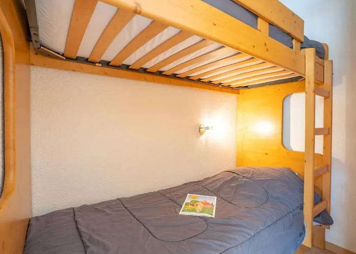 Cime De Caron 2701 By Interhome Appartement